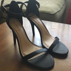 Body central heels