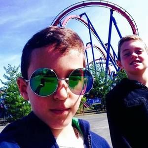 Meet your Posher, Mathews