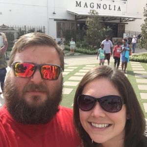 Meet your Posher, Laura