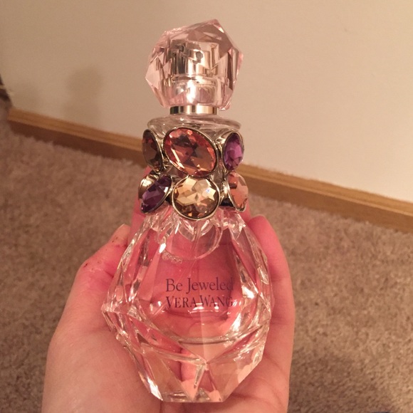 🎈BIRTHDAY SALE!!🎈 Vera wang perfume