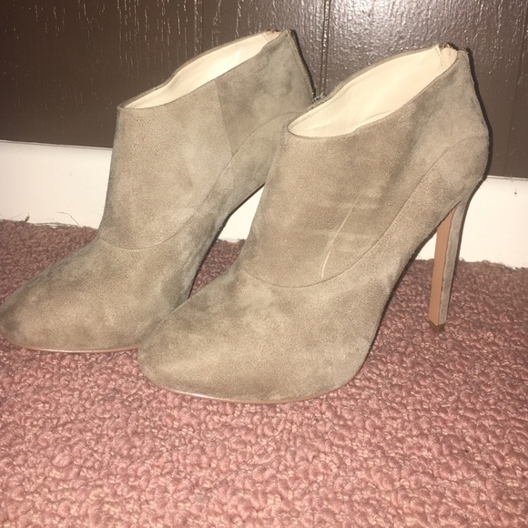 Brand NEW!Nine West Navajoe High Heel Bootie!Size7
