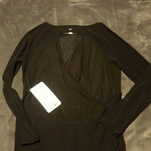 BNWT Lululemon top