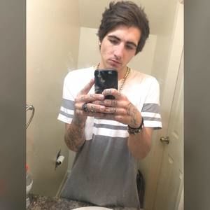 Meet your Posher, Coby