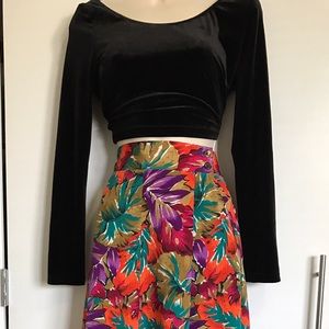 Velvet black cropped shirt