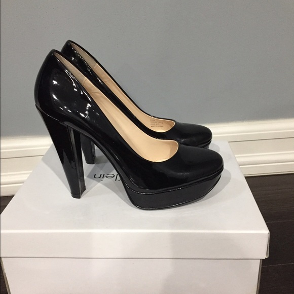Calvin Klein Carley patent pumps - Picture 3 of 3