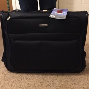 New Samsonite Ultra Valet GB Black Garment bag