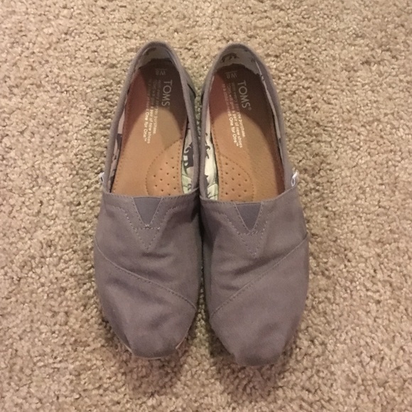Size 8 Gray TOMS