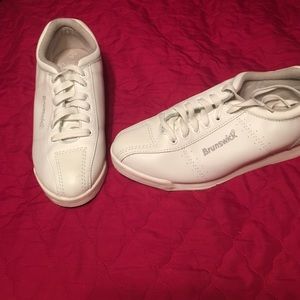 Brunswick bowling shoes