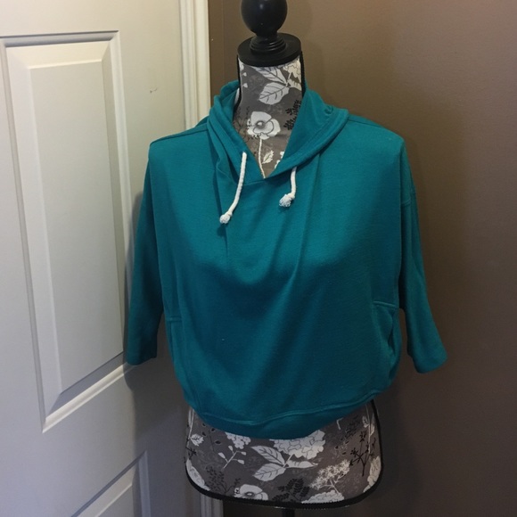Mission short teal Hoodie - Picture 1 of 4