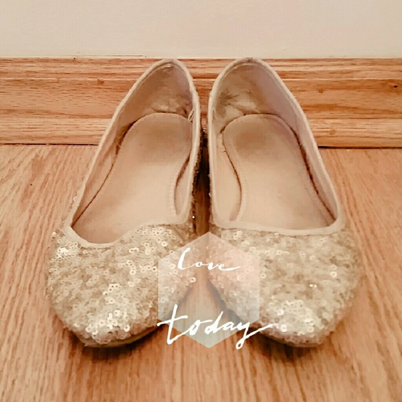 Sparkly Old Navy pointed toe flats