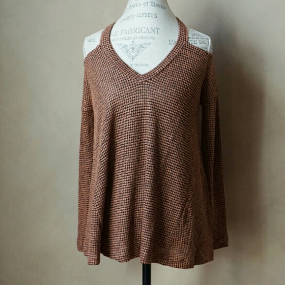 Cold shoulder waffle knit sweater top rust orange - Picture 5 of 6