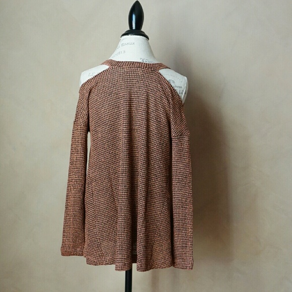 Cold shoulder waffle knit sweater top rust orange - Picture 6 of 6