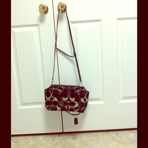 AUTHENTIC Coach crossbody purse