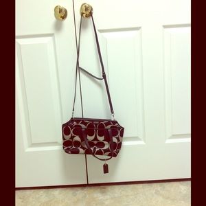 AUTHENTIC Coach crossbody purse