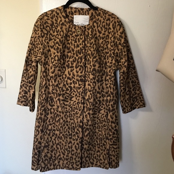 Cabi leopard lightweight jacket