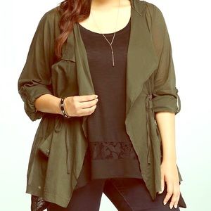 Hooded green layering piece size 2x
