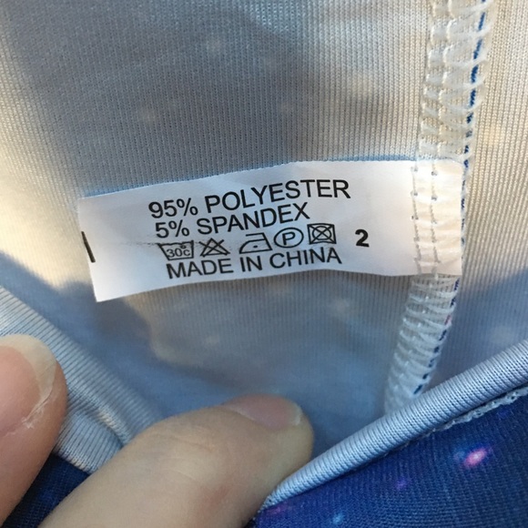 ✌️NWOT galaxy print leggings✌️ - Picture 3 of 3