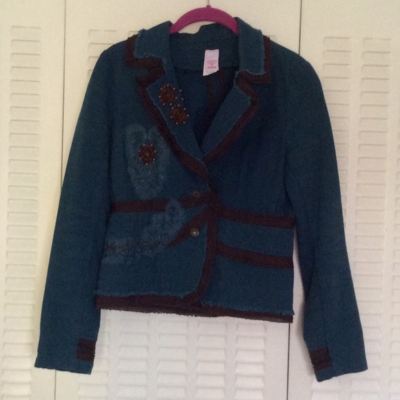 Jacket - Picture 1 of 2