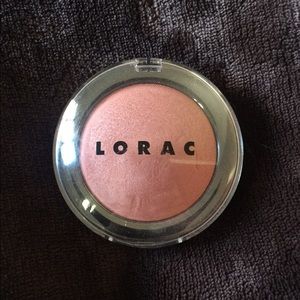 LORAC BAKED MATTE SATIN BLUSH IN VELVET ROPE.