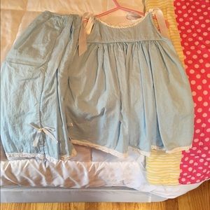 2 piece summer set with Capri pants and top