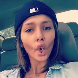 Meet your Posher, Lexi