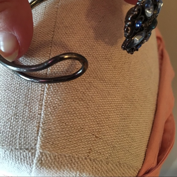 ✨SOLD✨ Blue Jeweled Cuff - Picture 3 of 3