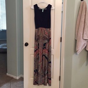 Gilli maxi dress