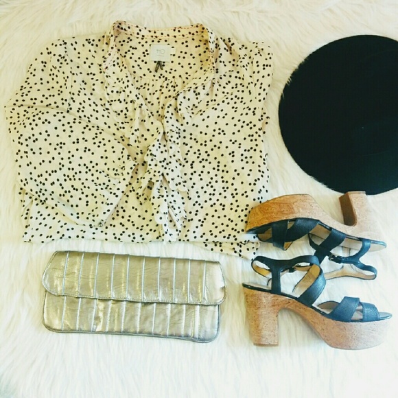 ❣NEW ARRIVAL❣🔹Polkadot Blouse🔹
