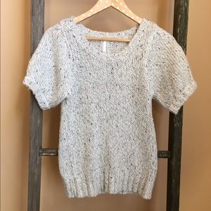 Short-sleeved Sweater