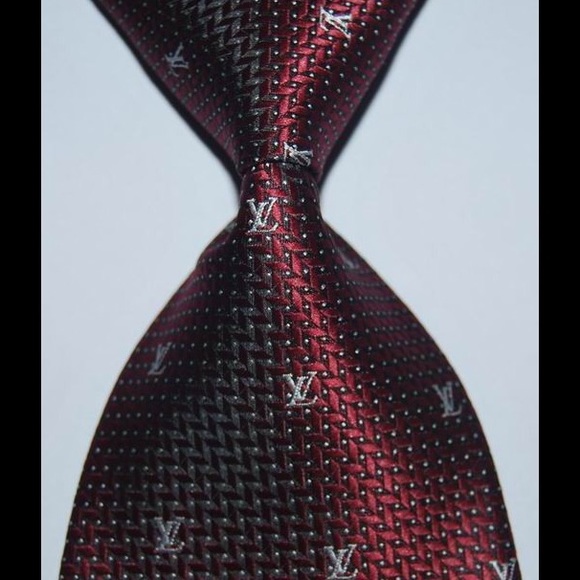 Brand new necktie