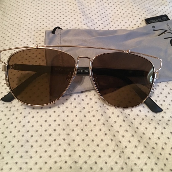 ZeroUV gold sunglasses.