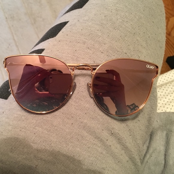 All my love Quay Rose gold pink sunglasses