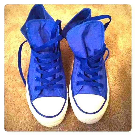 ❌❌SOLD❌❌Blue Converse Chucks Sz 7 in women - Picture 1 of 4