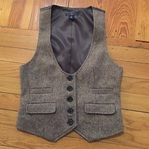 Gap tweed vest