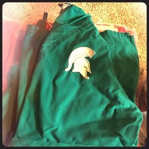 Michigan State Spartan scrubs 💚