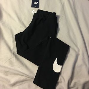 Brand New Nike Stretch Leggings
