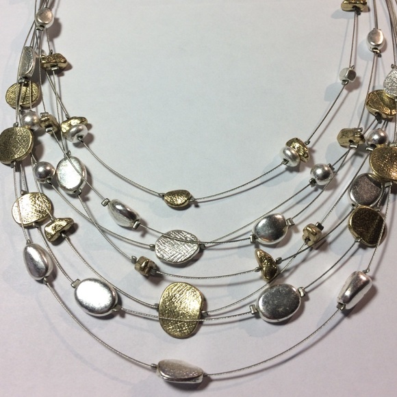 Lia Sophia Necklace - Picture 2 of 4