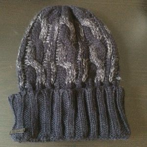 ❗PRICE DROP❗️Calvin Klein navy/grey beanie