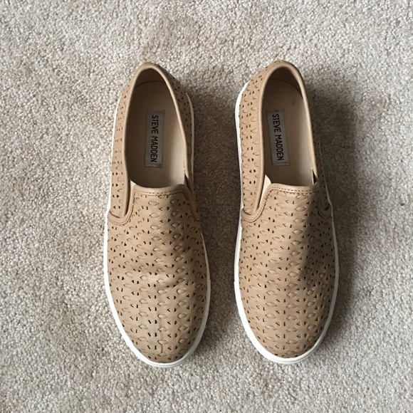 Steve Madden slip on sneakers