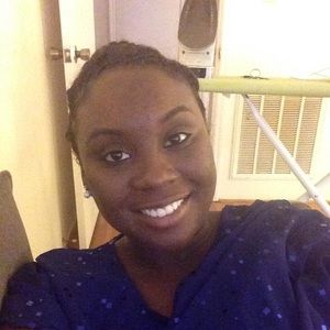 Meet your Posher, Denise