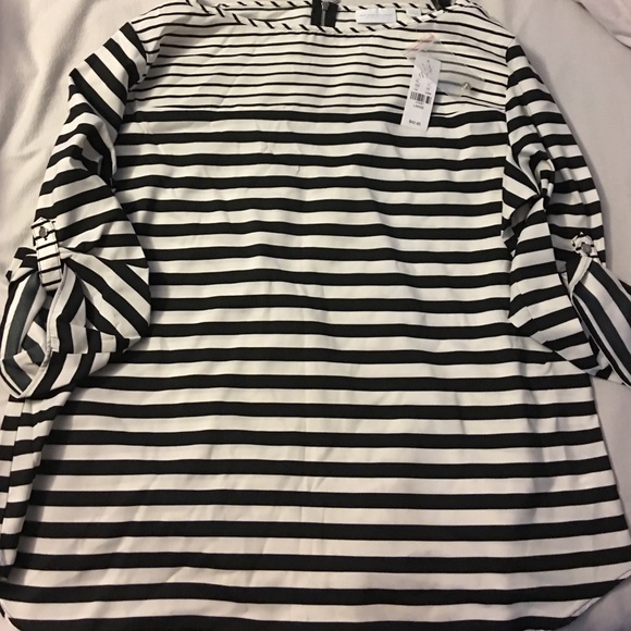 Brand New NY & Company Holiday Blouse - Picture 1 of 4