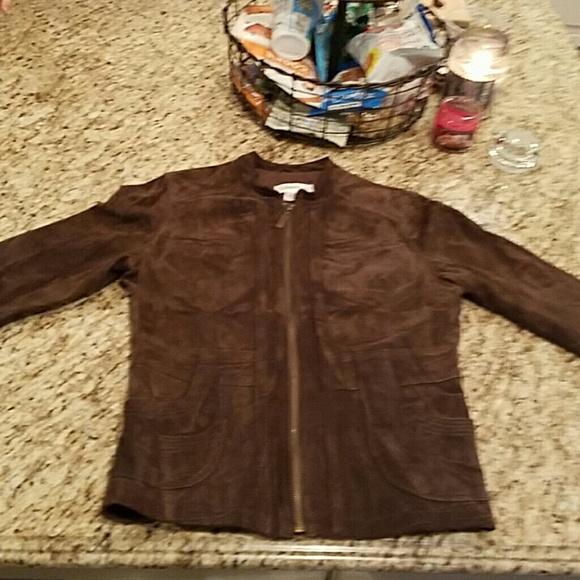 Gorgeous chocolate brown 100% leather coat