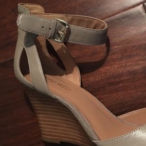 NBW Nine West wedge open toe sandal tan