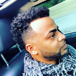 Meet your Posher, Victor