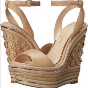 Jessica Simpson wedges nude color
