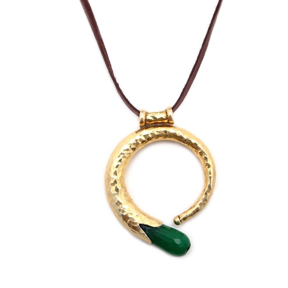 Green Loop Necklace.