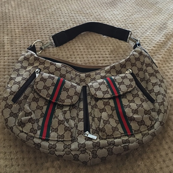 Gucci purse.