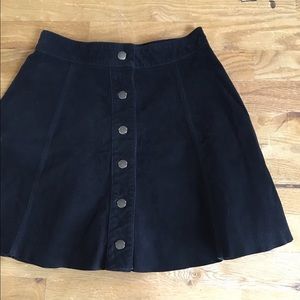 Pigskin Leather Button Skirt!