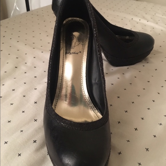 SHOES(HEELS) - Picture 4 of 4