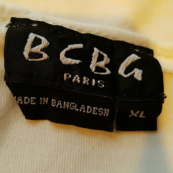 BCBG XL soft and feminine white t-shirt - Picture 4 of 4
